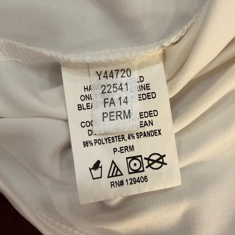 Venus Women's Top Shirt with bow - Size M - Made in USA - White - Picture 8 of 13